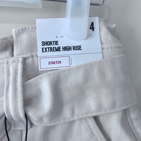 Express High Waist Ivory/White Shorts with Chic Tie Belt - Picture 5 of 10